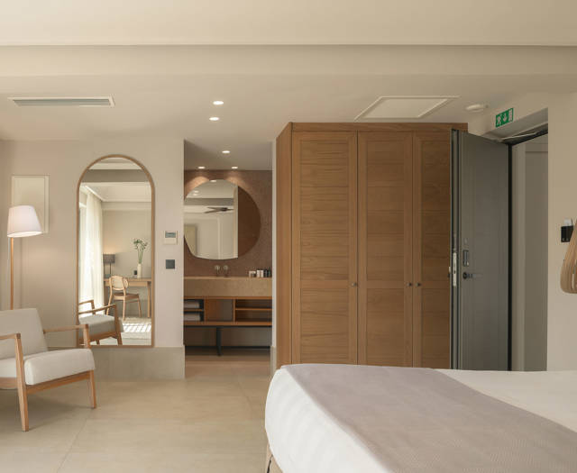 Junior-Suite-8.jpg