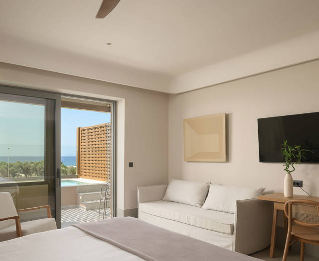 Junior-Suite-Private-Pool-Sea-View-1.jpg