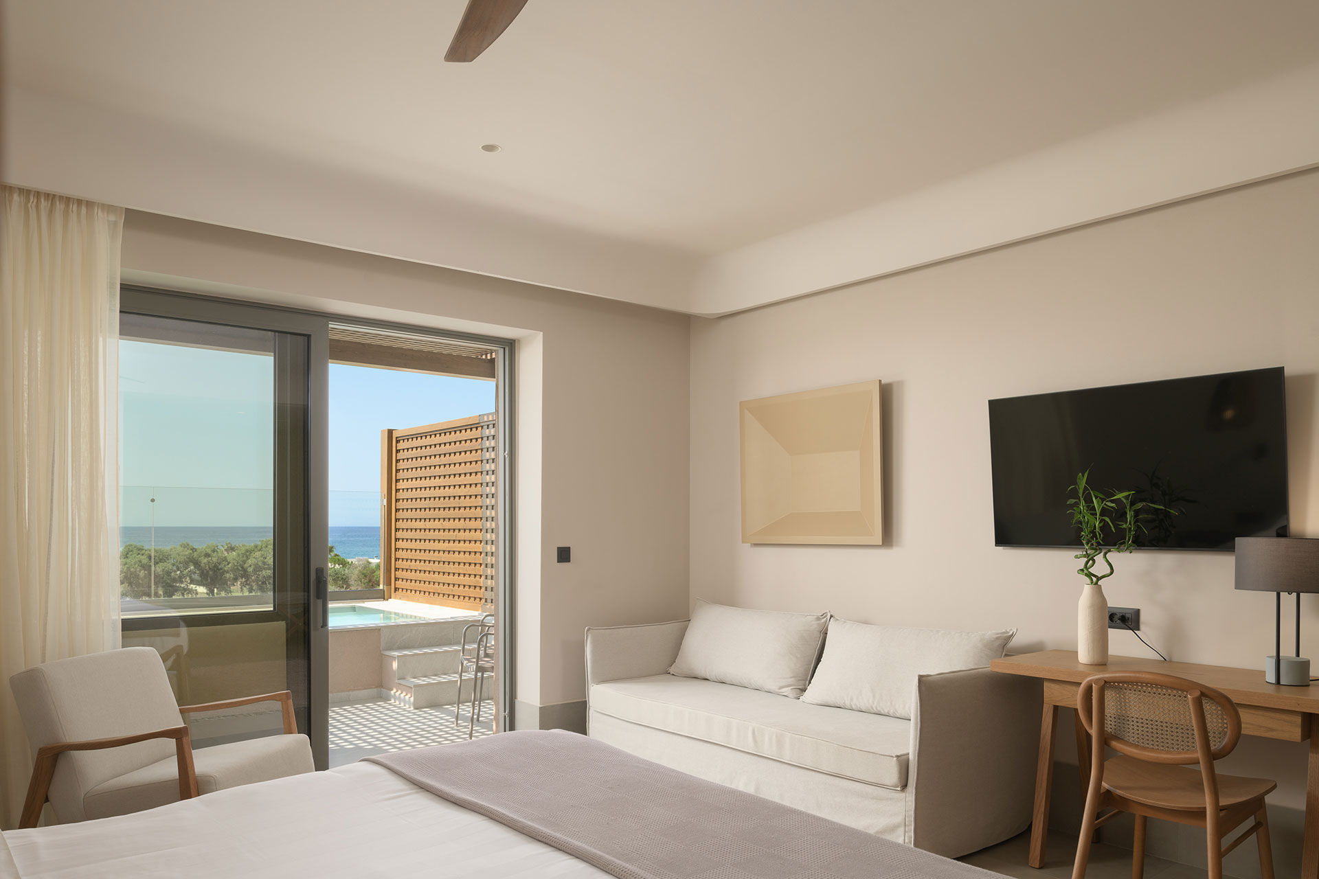 JUNIOR SUITEN MIT PRIVATEM POOL UND MEERBLICK